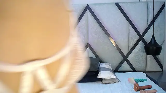 AriaWillss online show from 11-21-25, 12:37