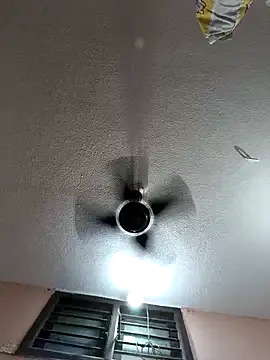 Snapshot of Tamil_Rani03 chatting on 11-09-25, 05:39 Tamil Rani03 online show from 11-09-25, 05:39