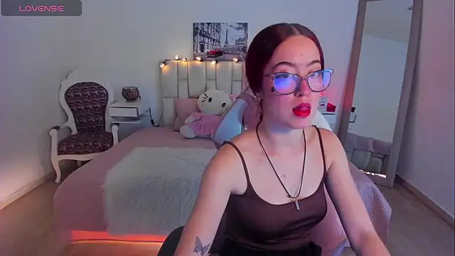 Amaraa couper1 online show from 10-31-25, 03:14