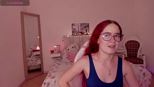 Snapshot of Amaraa_couper1 chatting on 02-07-26, 04:20 Amaraa couper1 online show from 02-07-26, 04:20