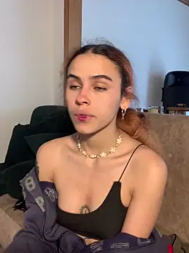 Snapshot of Soft_Dream_ chatting on 10-29-25, 05:23 Soft Dream  online show from 10-29-25, 05:23