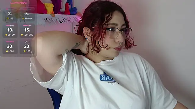 littlee red online show from 11-22-25, 08:18