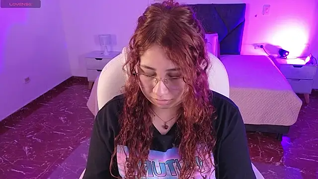 littlee red online show from 03-24-26, 10:21