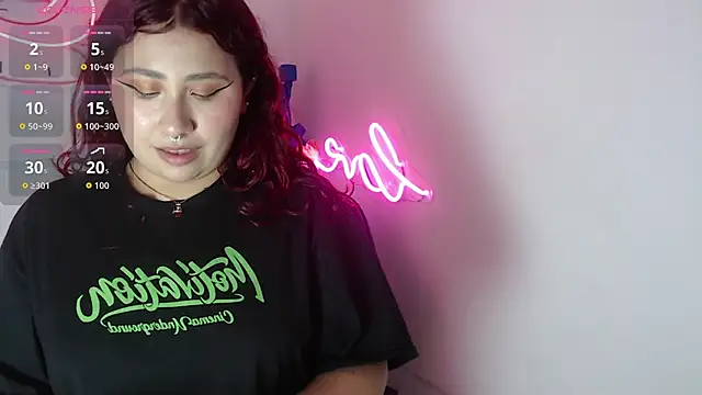 littlee red online show from 12-01-25, 08:53