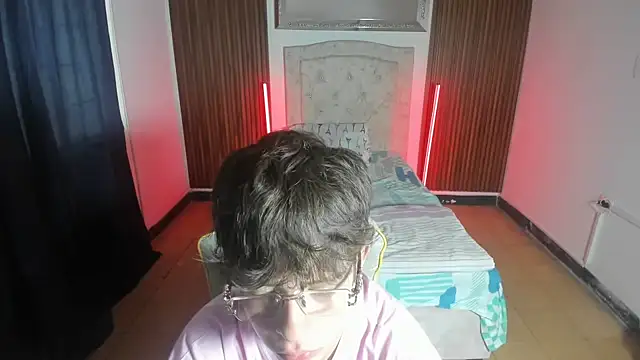 dilan orduz online show from 10-22-25, 01:10