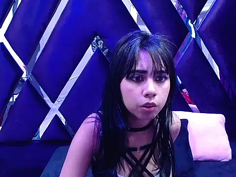 Snapshot of Ayame_Fox chatting on 10-20-25, 02:06 Ayame Fox online show from 10-20-25, 02:06