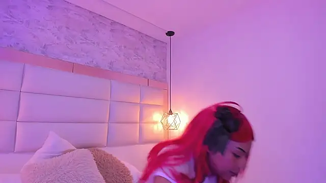 Sofia clk online show from 11-12-25, 03:32