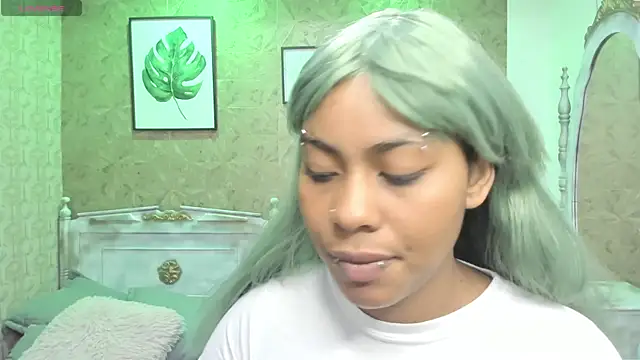 Snapshot of Sofia_clk chatting on 06-20-26, 03:00 Sofia clk online show from 06-20-26, 03:00
