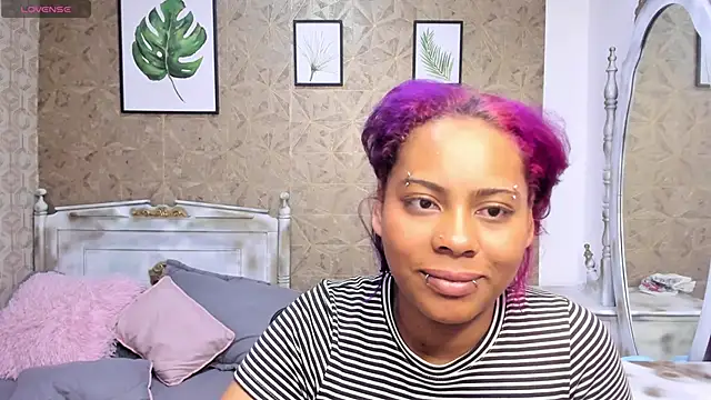 Snapshot of Sofia_clk chatting on 05-06-26, 03:54 Sofia clk online show from 05-06-26, 03:54