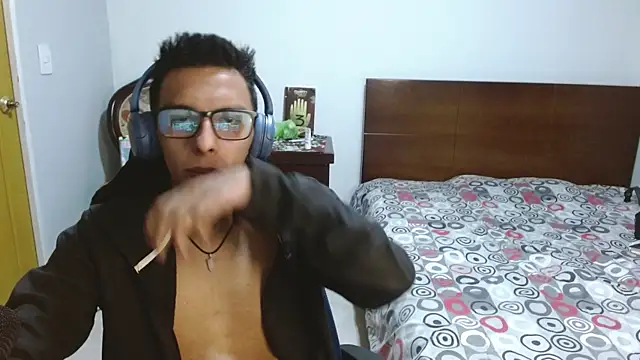 DavTwink3100 online show from 11-24-25, 03:06