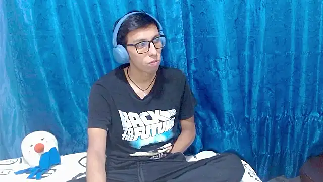 DavTwink3100 online show from 01-17-26, 02:04