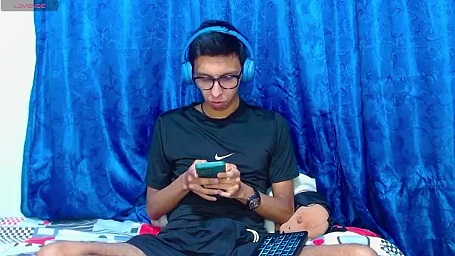 DavTwink3100 online show from 03-21-26, 01:51