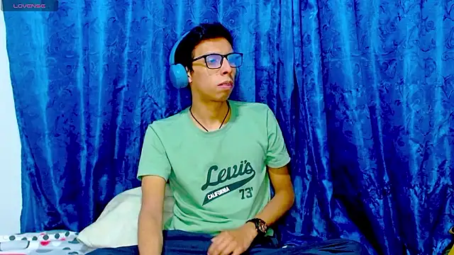 DavTwink3100 online show from 02-09-26, 01:58