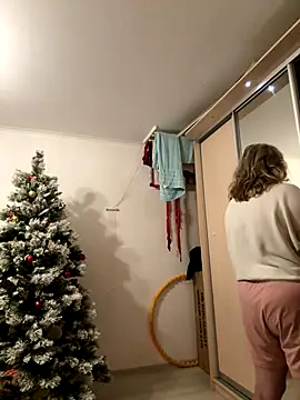 Amelia-Diamond online show from 12-22-25, 07:08