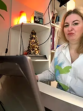 Amelia-Diamond online show from 11-26-25, 07:19