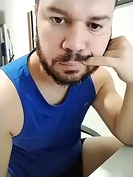 Snapshot of Branquinhowm chatting on 07-24-26, 02:29 Branquinhowm online show from 07-24-26, 02:29