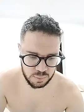 Branquinhowm online show from 11-15-25, 04:05