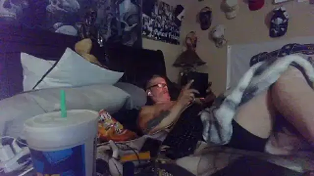 Snapshot of bigdaddyrooster chatting on 02-03-26, 06:40 bigdaddyrooster online show from 02-03-26, 06:40