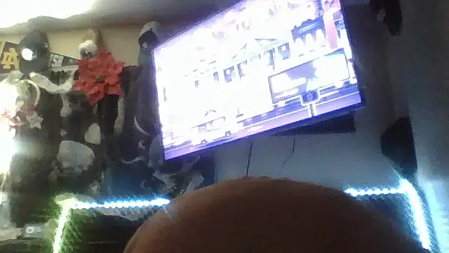 Snapshot of bigdaddyrooster chatting on 12-23-25, 12:22 bigdaddyrooster online show from 12-23-25, 12:22