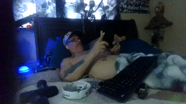 Snapshot of bigdaddyrooster chatting on 03-03-26, 02:24 bigdaddyrooster online show from 03-03-26, 02:24