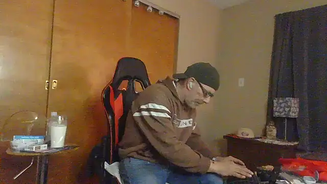 Snapshot of bigdaddyrooster chatting on 01-19-26, 08:07 bigdaddyrooster online show from 01-19-26, 08:07