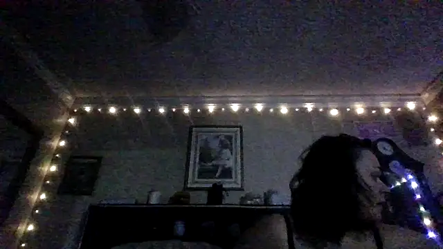 ravenlove1986 online show from 12-15-25, 10:21