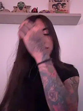 valeriahornier online show from 03-25-26, 02:12