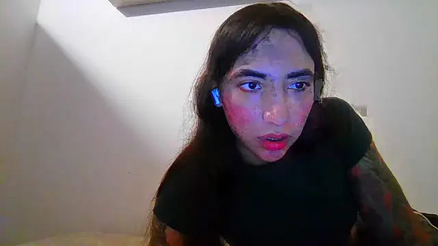 valeriahornier online show from 07-22-26, 12:01