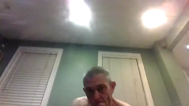 burby79 online show from 07-11-26, 04:02