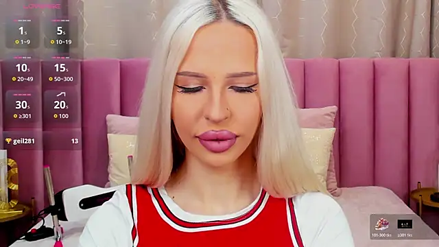 KailaCrystall online show from 11-18-25, 01:32