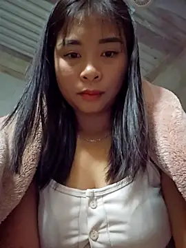 Squirrel-Pear online show from 12-05-25, 12:32