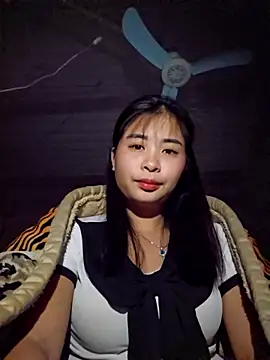 Squirrel-Pear online show from 12-19-25, 09:50