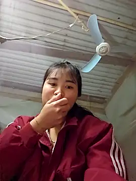 Squirrel-Pear online show from 11-20-25, 09:15