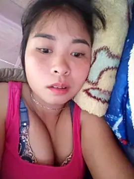 Squirrel-Pear online show from 10-28-25, 01:39