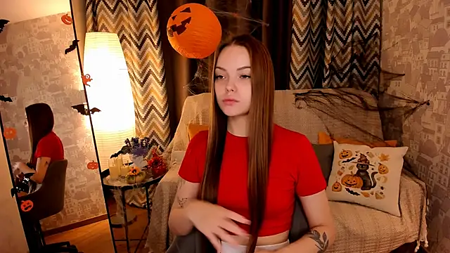 MelissaBell  online show from 11-02-25, 01:54