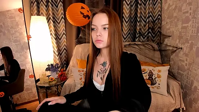 Snapshot of MelissaBell_ chatting on 10-21-25, 01:49 MelissaBell online show from 10-21-25, 01:49