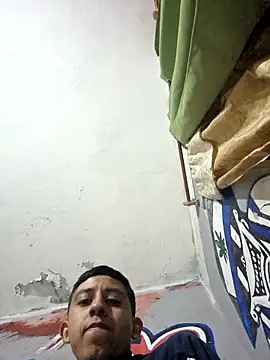 Snapshot of Pedropuente200 chatting on 01-19-26, 04:27 Pedropuente200 online show from 01-19-26, 04:27