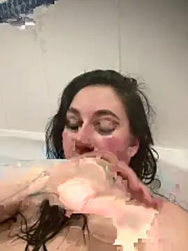 YourFrenchFeliciexo online show from 12-16-25, 08:13