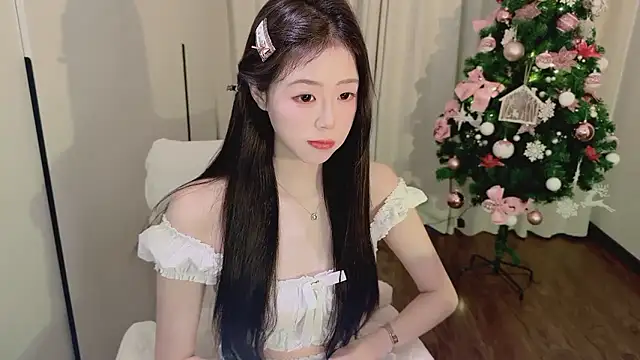 Onecutelittle online show from 01-14-26, 06:06