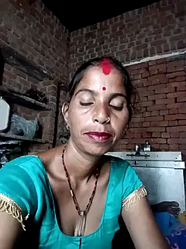 Snapshot of ALLESA_QRAN chatting on 10-21-25, 03:00 ALLESA QRAN online show from 10-21-25, 03:00