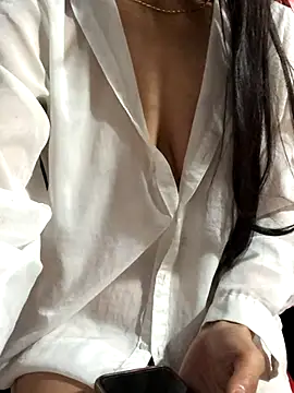 Kylie beem online show from 11-02-25, 02:49