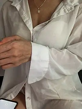 Kylie beem online show from 06-10-26, 07:53