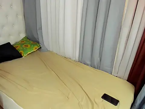 Snapshot of hardcocktwink chatting on 11-19-25, 04:51 hardcocktwink online show from 11-19-25, 04:51