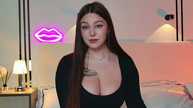  Tessa May  online show from 11-09-25, 12:25