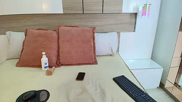 Kaoriabyss  online show from 03-02-26, 08:38