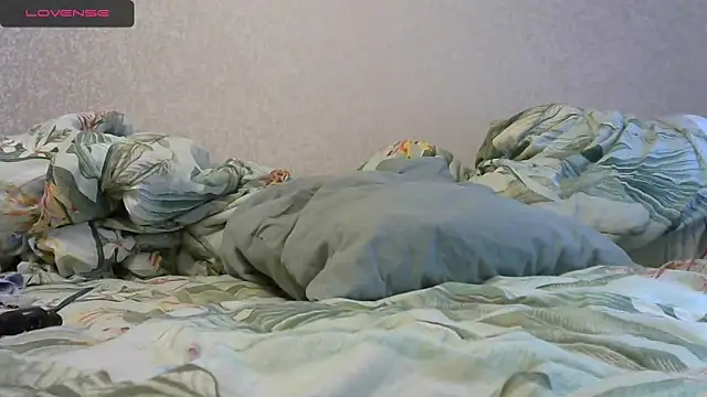 Snapshot of Very-sweet chatting on 11-06-25, 05:50 Very-sweet online show from 11-06-25, 05:50