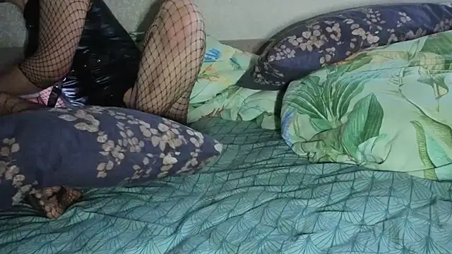 Very-sweet online show from 03-04-26, 06:04