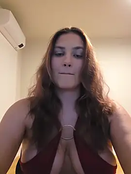 MiaRides19 online show from 06-21-26, 06:36