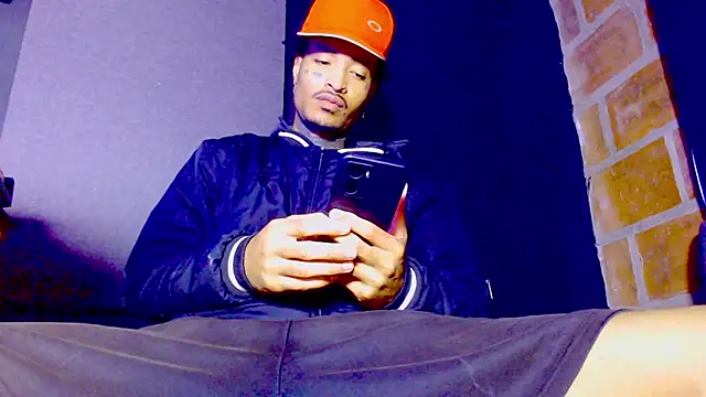 Anaconda larga online show from 02-15-26, 02:49