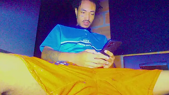 Anaconda larga online show from 02-03-26, 01:49